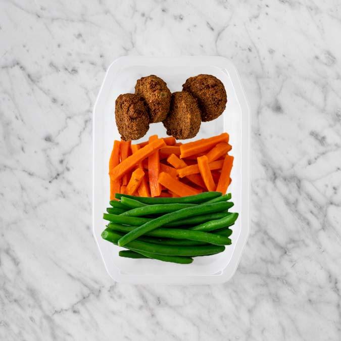 100g Baked Falafel 100g Honey Baked Carrots 100g Green Beans