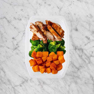 100g Chipotle Chicken Thigh 50g Broccoli 200g Rosemary Baked Sweet Potato
