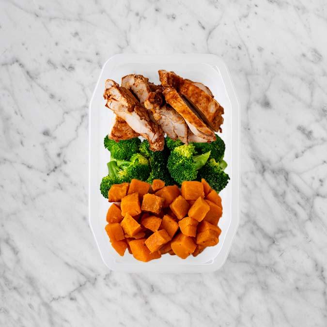 150g Chipotle Chicken Thigh 100g Broccoli 50g Smokey Pumpkin