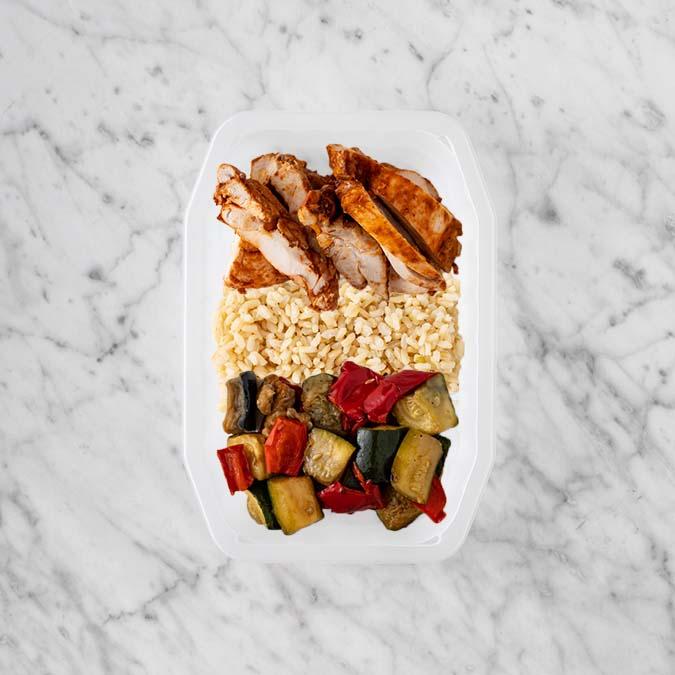 100g Chipotle Chicken Thigh 100g Brown Rice 200g Char Veg