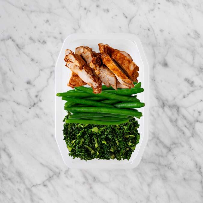 100g Chipotle Chicken Thigh 50g Green Beans 250g Kale
