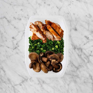 100g Chipotle Chicken Thigh 50g Kale 50g Mushrooms