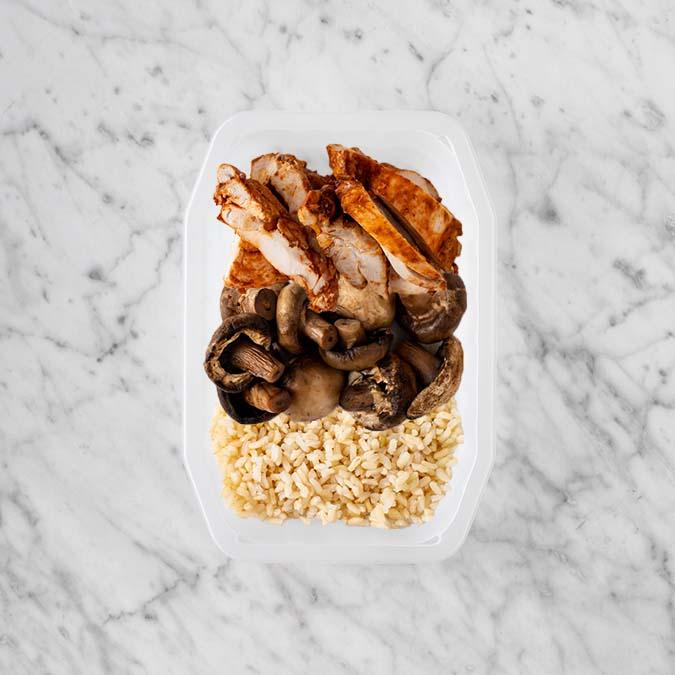 100g Chipotle Chicken Thigh 50g Mushrooms 150g Brown Rice