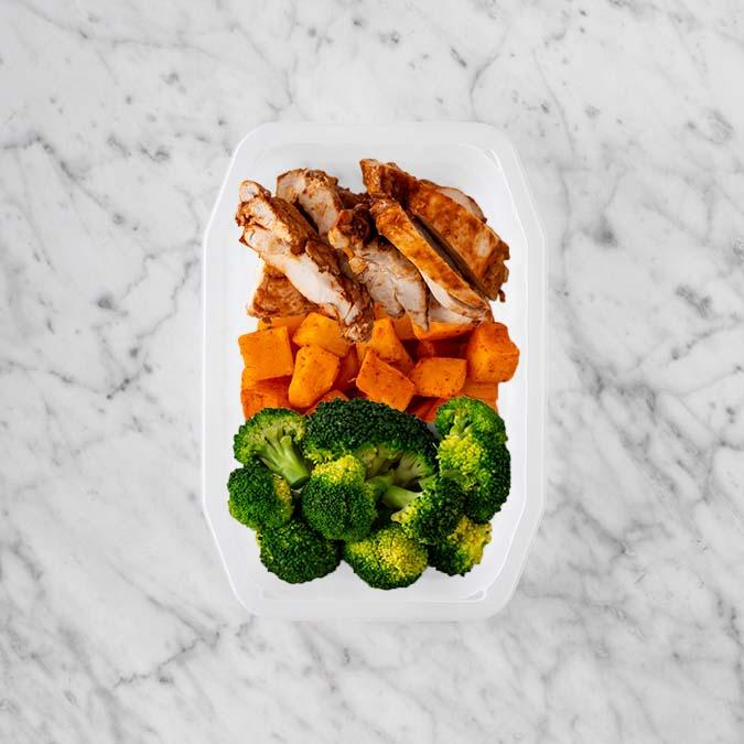 150g Chipotle Chicken Thigh 200g Rosemary Baked Sweet Potato 50g Broccoli