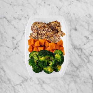 150g Crusted Chicken 100g Smokey Pumpkin 100g Broccoli