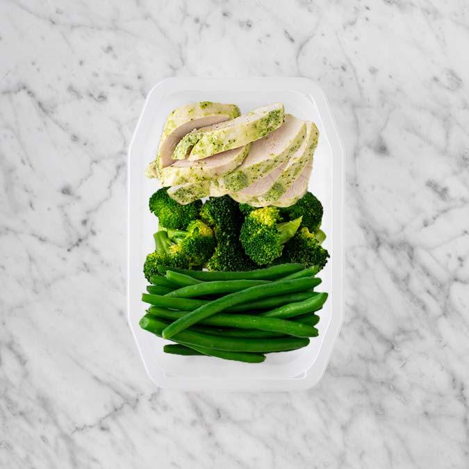 250g Garlic Herb Chicken Breast 100g Broccoli 100g Green Beans