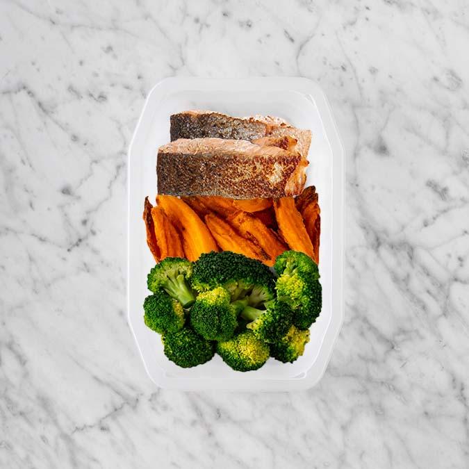150g Salmon 100g Sweet Potato Fries 100g Broccoli