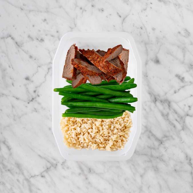 150g Smokey BBQ Steak 100g Green Beans 100g Brown Rice
