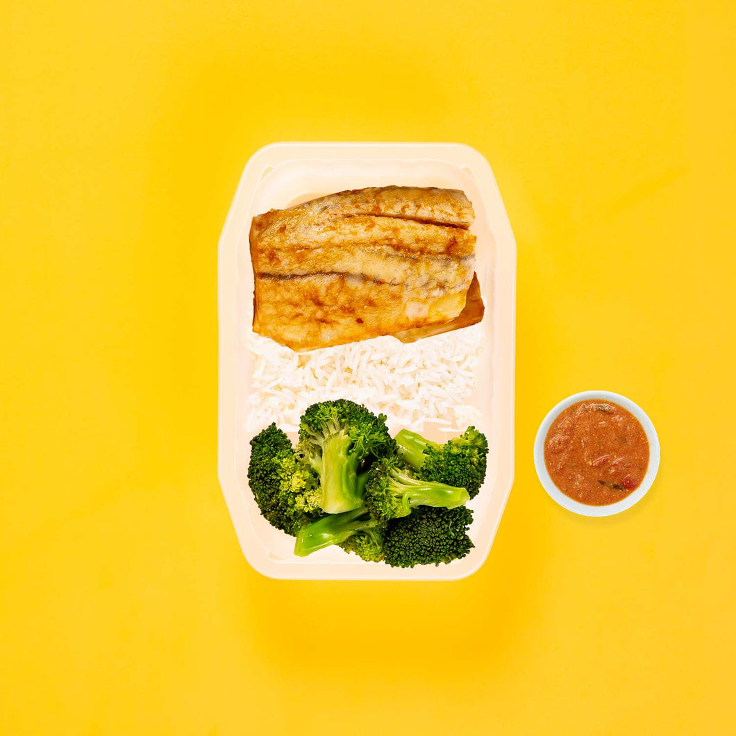200g Barramundi 200g Basmati Rice 100g Broccoli Thai Red Curry