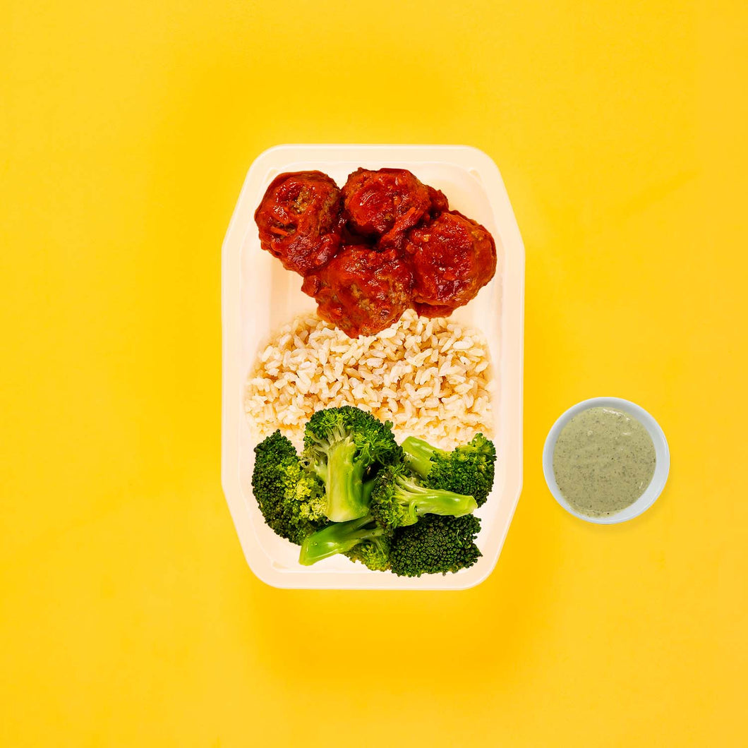 100g Beef Meatballs 100g Brown Rice 100g Broccoli Pesto Cream