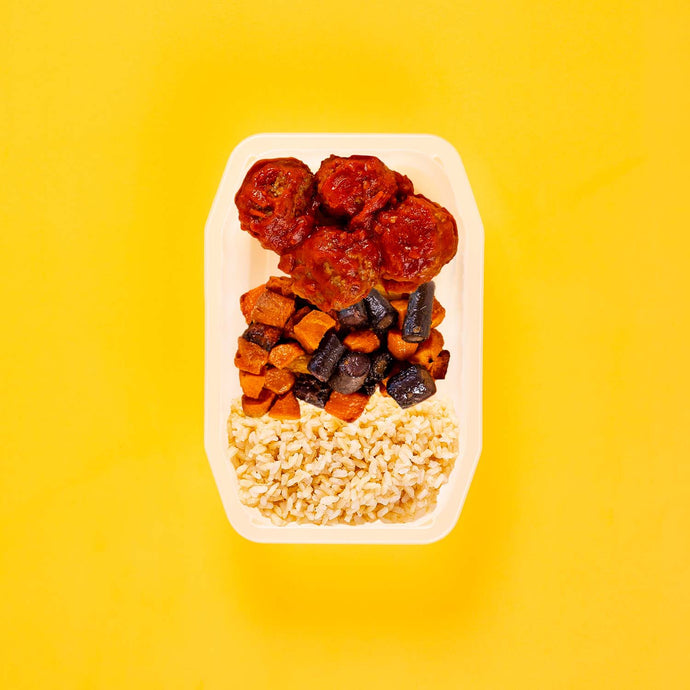 150g Beef Meatballs 100g Tri Baked Carrots 50g Brown Rice