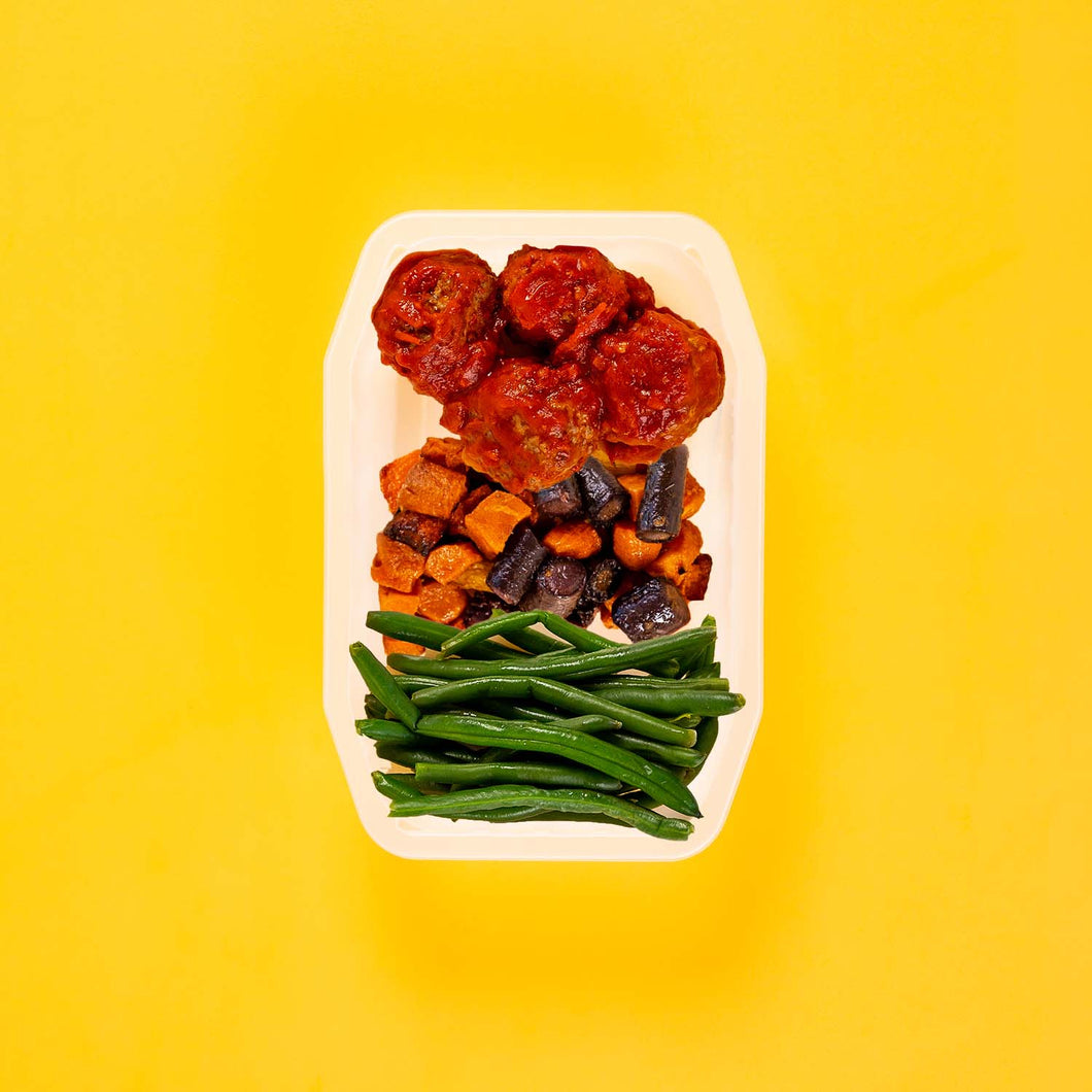 100g Beef Meatballs 100g Tri Baked Carrots 100g Green Beans