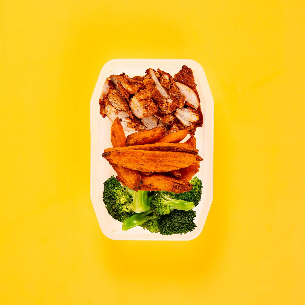150g Chipotle Chicken Thigh 100g Sweet Potato Wedges 50g Broccoli