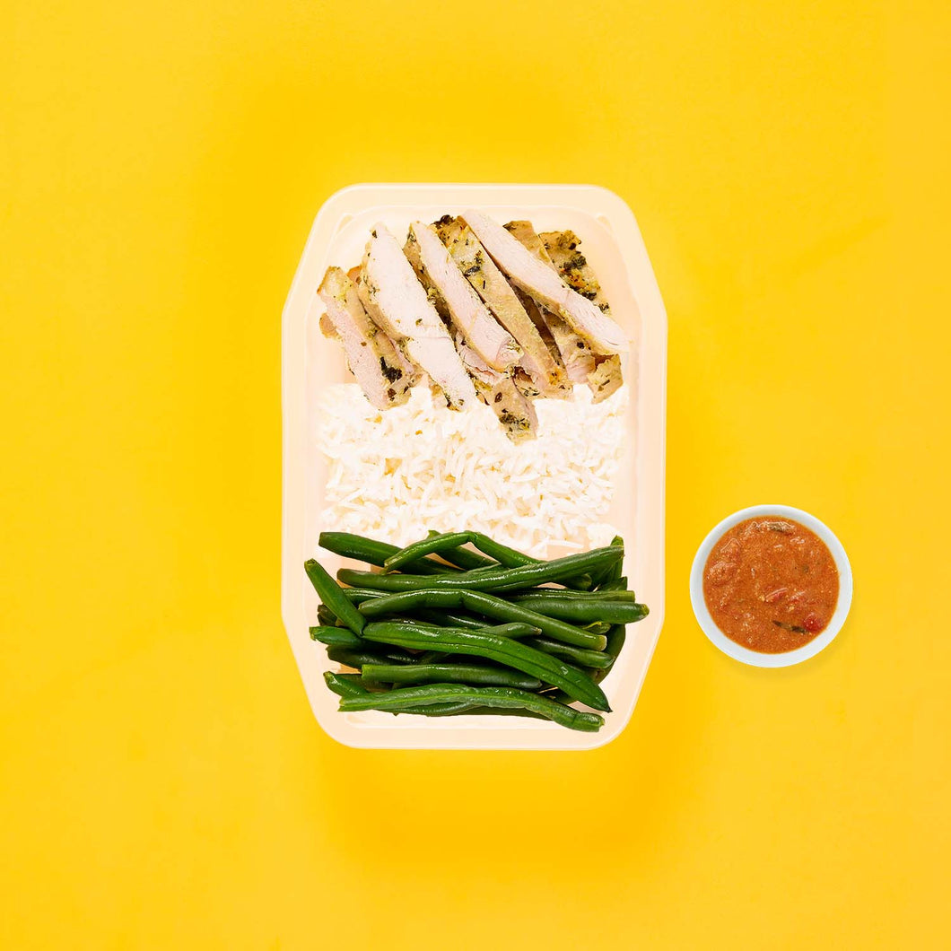150g Garlic Herb Chicken Breast 150g Basmati Rice 50g Green Beans Thai Red Curry