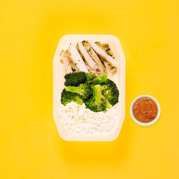 100g Garlic Herb Chicken Breast 100g Broccoli 100g Basmati Rice Thai Red Curry