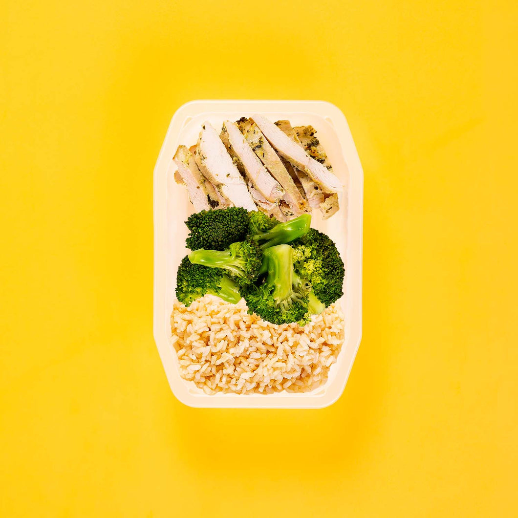 200g Garlic Herb Chicken Breast 100g Broccoli 100g Brown Rice