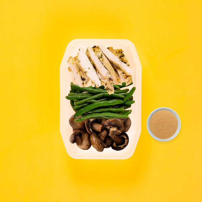 200g Garlic Herb Chicken Breast 50g Green Beans 50g Mushrooms Butter Chicken Sauce
