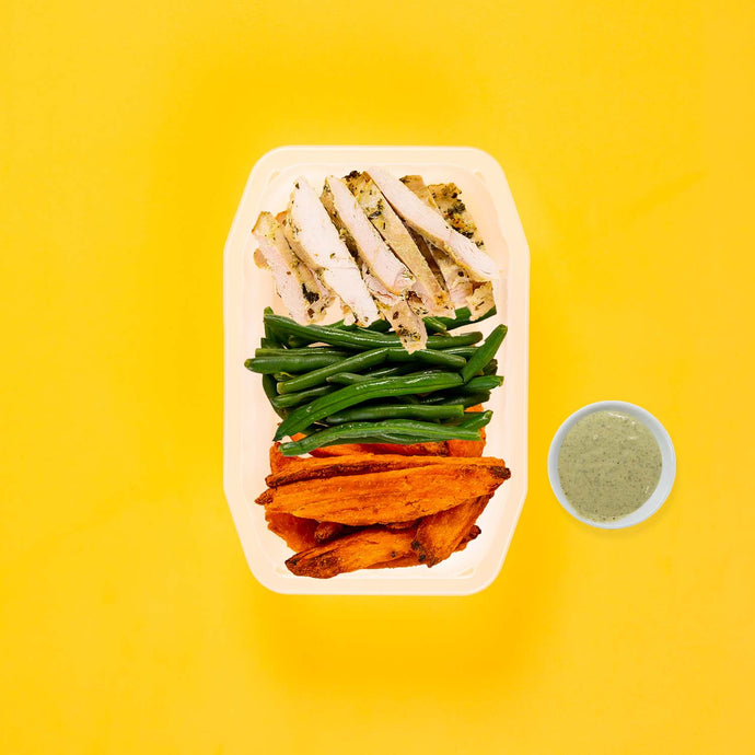 100g Garlic Herb Chicken Breast 100g Green Beans 100g Sweet Potato Wedges Pesto Cream