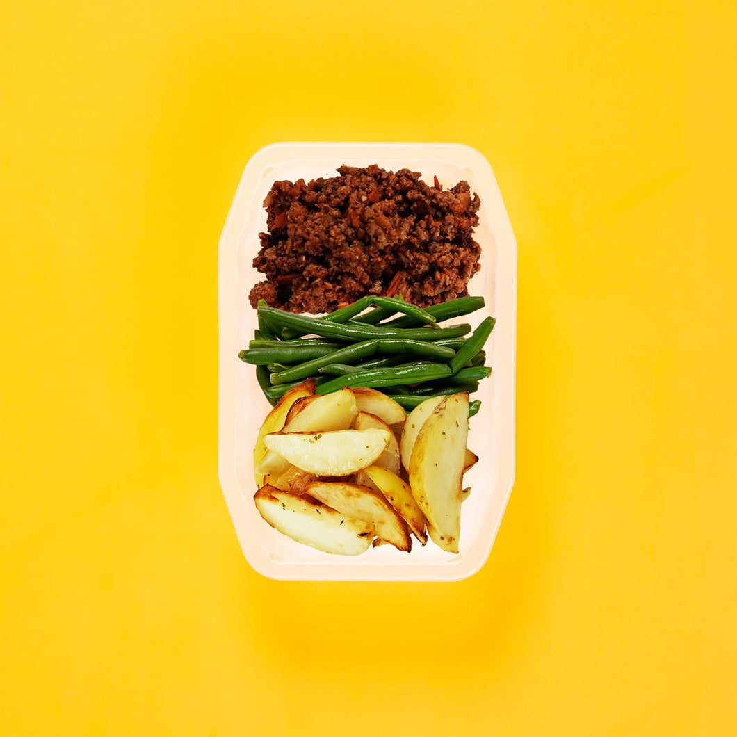 150g Lamb Moussaka 100g Green Beans 100g Roast Chat Potato