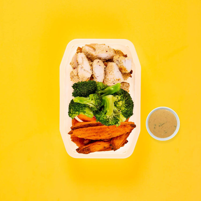 100g Quinoa Chicken Tenders 100g Broccoli 100g Sweet Potato Wedges Satay Sauce