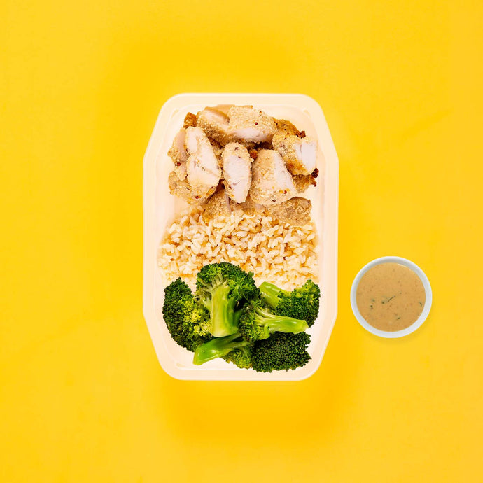 200g Quinoa Chicken Tenders 100g Brown Rice 50g Broccoli Satay Sauce